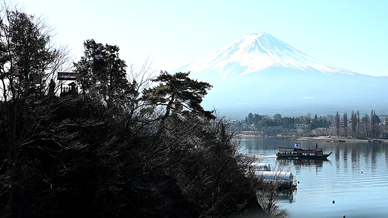 河口湖大橋からの眺める富士山