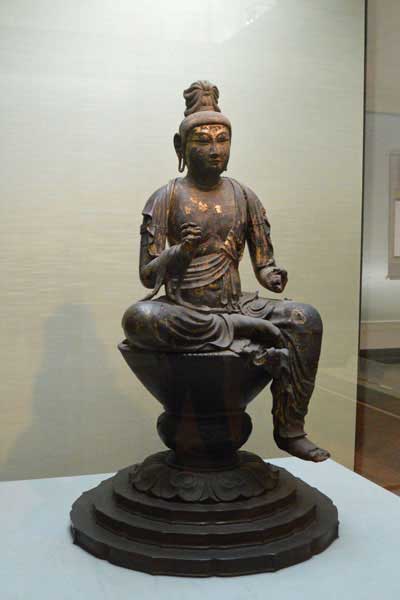日光菩薩坐像(国重要文化財)