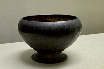 金銅鉢(国重要文化財)(奈良時代)