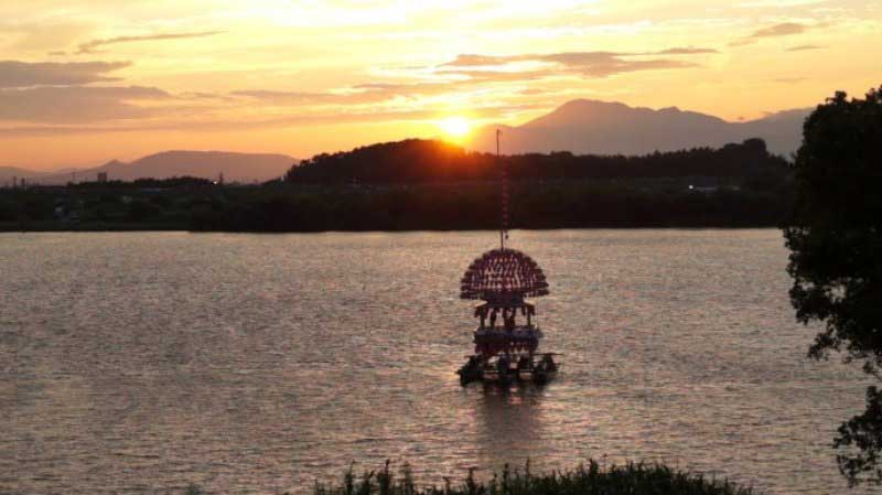 木曽川東岸から眺める夕日