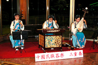 中国民族器楽三重奏