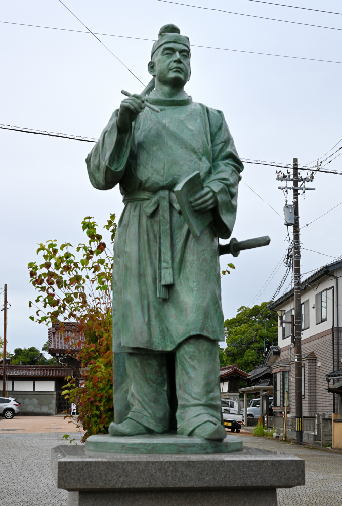 大伴家持卿像