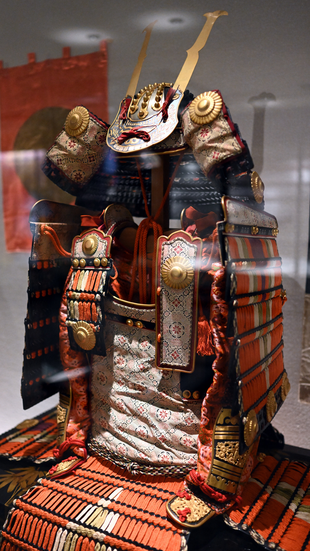 紅糸逆沢瀉威大鎧(レプリカ)