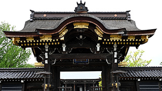 高岡市観光名所 国宝(瑞龍寺・勝興寺)拝観