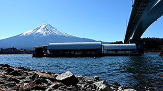 冬の河口湖周遊観光(遊覧船)