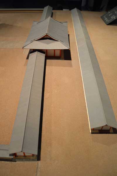 相模国分寺の講堂跡模型