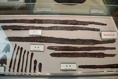 鉄刀(矢崎山横穴墓群)